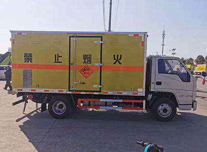 醴陵爆破器材运输车技术升级与安全合规新趋势